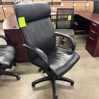USED HIGH BACK MEETING CHAIR